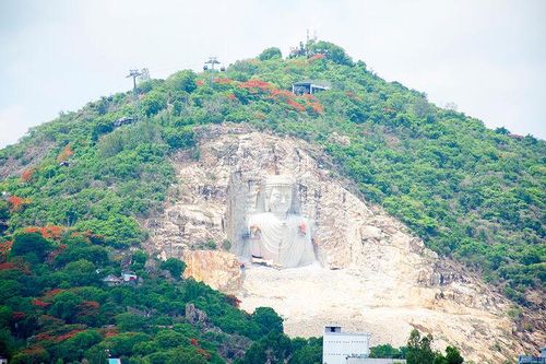 Về núi Sam mùa phượng nở