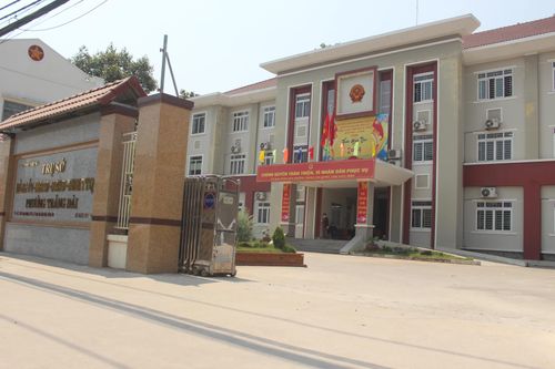 Giao bà Dương Kim Trúc phụ trách điều hành UBND phường Trảng Dài