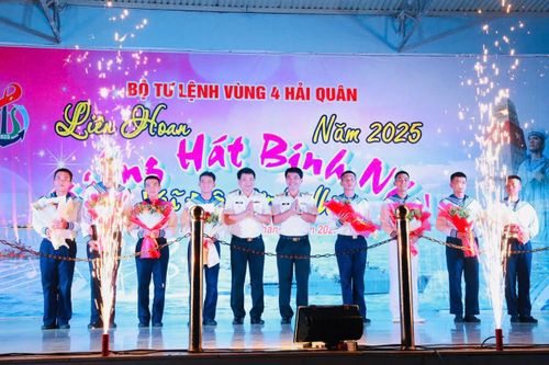 Vùng 4 Hải quân: Sôi nổi liên hoan 'Tiếng hát binh nhì, vũ điệu binh nhì'