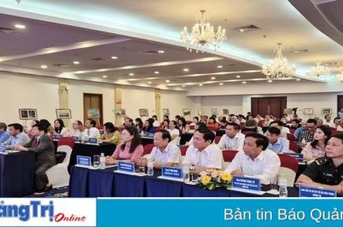 Kỷ niệm 35 năm Tạp chí Cửa Việt xuất bản số đầu tiên