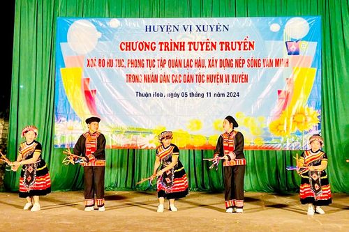 Phát huy vai trò nêu gương ở Chi bộ Trung tâm Văn hóa, Thông tin và Du lịch Vị Xuyên