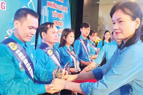Thi đua thực hiện những mô hình hay, sáng kiến hiệu quả