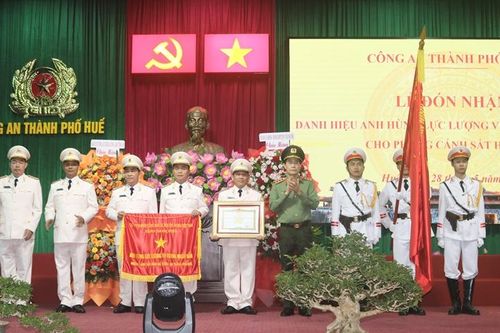 Phòng Cảnh sát hình sự Công an TP. Huế nhận danh hiệu 'Anh hùng lực lượng vũ trang nhân dân'