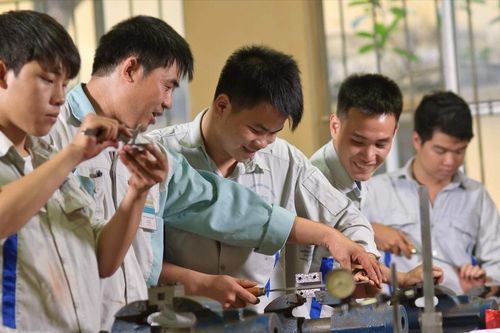Tư duy lại giáo dục nghề nghiệp ở Việt Nam