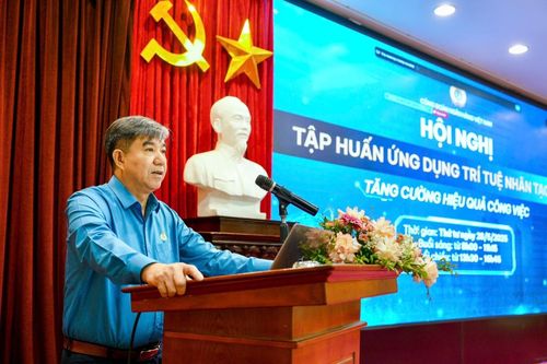 Công đoàn Ngân hàng Việt Nam tiên phong 'Bình dân học vụ số'