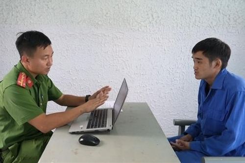 Gây án mạng chỉ vì câu hỏi 'nhìn cái gì vậy?'