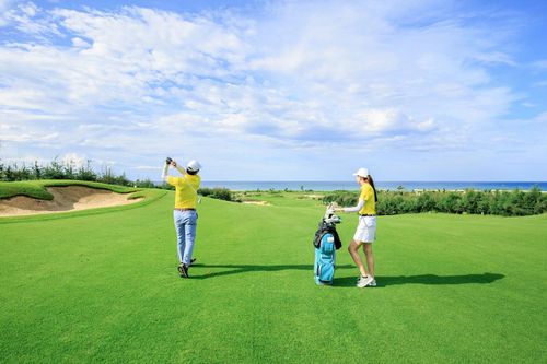 Lấy ý kiến đánh giá tác động môi trường sân golf Vĩnh Hưng