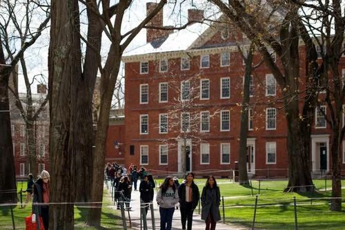Việt Nam đề nghị Mỹ hỗ trợ sinh viên ảnh hưởng từ Harvard