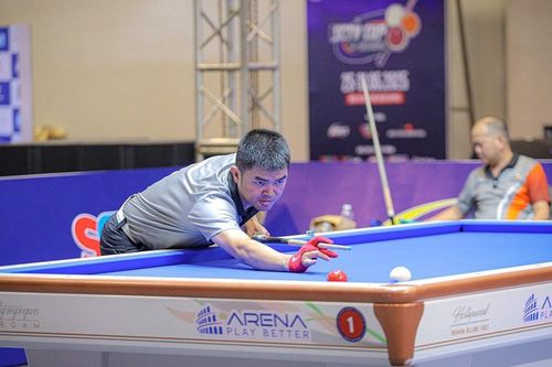 Hàng loạt cơ thủ mạnh vấp ngã tại giải Billiards Carom 3 băng quốc tế