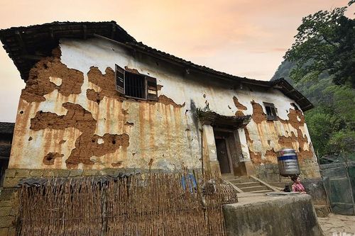 Há Súng - Bóng thời gian trên cao nguyên đá