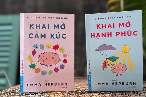 Ra mắt bộ sách khai mở bản thân