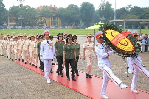 Tuyên dương 100 tập thể, cá nhân phụ nữ Công an nhân dân xuất sắc giai đoạn 2020-2025