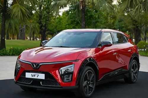 VinFast VF 7 bứt phá trong phân khúc SUV điện hạng C
