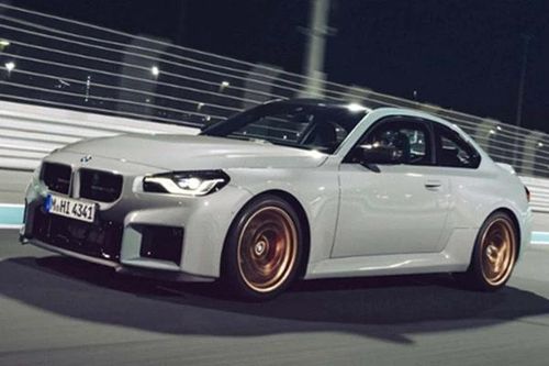 BMW M2 CS 2026 hơn 2,5 tỷ, mạnh mẽ hơn và 'giảm cân' kỷ lục