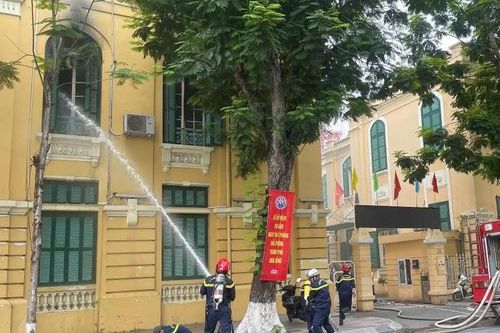 Cháy tại trụ sở cũ Sở Kế hoạch và Đầu tư Hải Phòng
