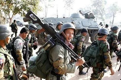 THẾ GIỚI 24H: Đụng độ tại biên giới với Thái Lan, Campuchia điều động vũ khí hạng nặng