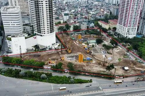 Cận cảnh khu 'đất vàng' 3 mặt tiền ở Hà Nội được đổi chủ sau nhiều năm bỏ hoang