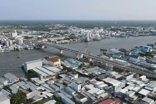 Nam sinh lớp 7 mất tích, tìm thấy xe đạp điện trên cầu
