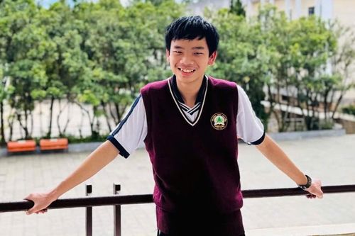 Nam sinh đoạt huy chương Olympic Châu Á với cách giải độc đáo chỉ 4 dòng lệnh