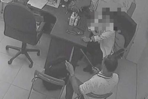 Tạm giữ hình sự đối tượng chém bác sĩ nguy kịch tại Phòng khám