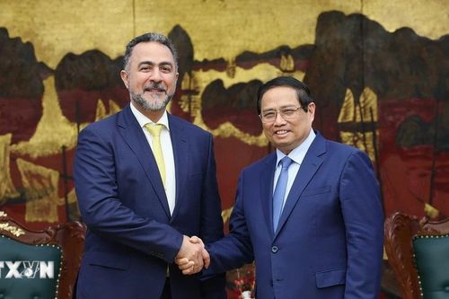 Thủ tướng Phạm Minh Chính tiếp Phó Chủ tịch Cơ quan đầu tư Oman