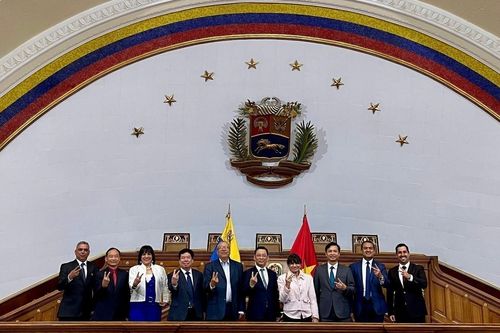 Việt Nam - Venezuela tăng cường đối ngoại nhân dân