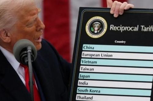 Tòa án Mỹ bác bỏ thuế đối ứng của ông Trump, tương lai của chính sách này sẽ ra sao?