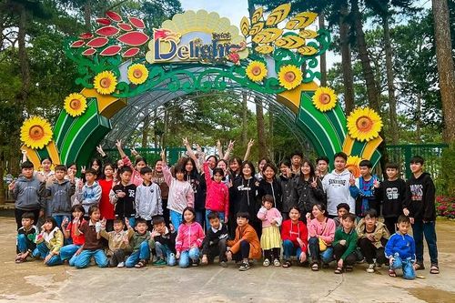 Delight Park Đà Lạt 'thắp ước mơ' trẻ em có hoàn cảnh khó khăn