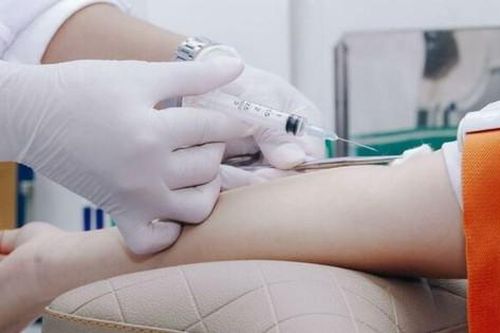 Cẩn trọng trước quảng cáo 'xét nghiệm máu tìm dấu ấn ung thư'