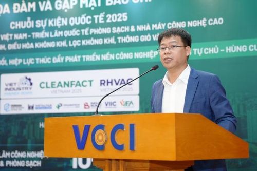Từ gia công đến làm chủ: Cuộc đua thách thức của doanh nghiệp Việt trên sân nhà
