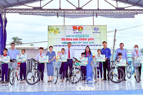 Chung tay để trẻ em phát triển toàn diện