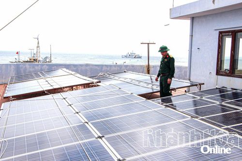 Năng lượng sạch thắp sáng Trường Sa