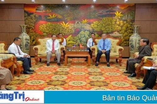 Đoàn công tác Ban Tuyên huấn tỉnh Salavan chào xã giao Thường trực Tỉnh ủy Quảng Trị