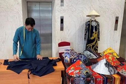 Trưng bày áo dài Việt Nam qua các thời kỳ lịch sử