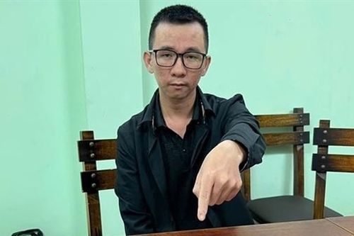 Bắt tạm giam đối tượng lập hàng loạt tài khoản để lừa đảo