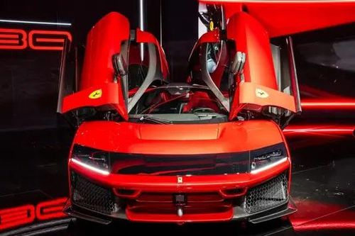 Siêu xe Ferrari F80 được đăng ký kiểu dáng tại Việt Nam