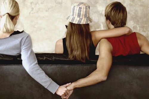Phát hiện chồng ngoại tình chỉ nhờ một vật dụng quen thuộc trong nhà