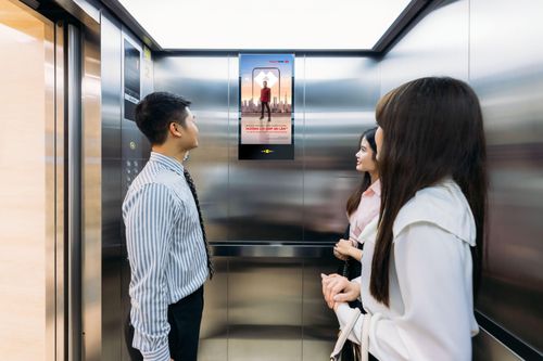 Quảng cáo thang máy ngày càng gây dựng được niềm tin đối với khách hàng