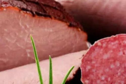 5 loại thực phẩm nam giới trên 50 tuổi nên tránh để phòng ngừa ung thư tuyến tiền liệt
