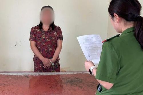 Thu giữ hơn 5,5 tấn nguyên liệu thuốc lá nhập lậu, trị giá gần 200 triệu đồng