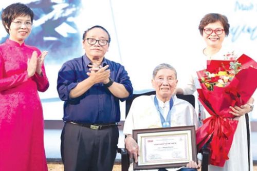 Khoảng trống âm nhạc thiếu nhi