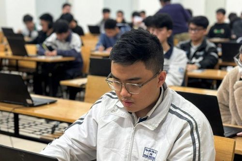 Điểm sàn thi đánh giá tư duy, năng lực năm 2025: Thí sinh cần nghiên cứu kỹ
