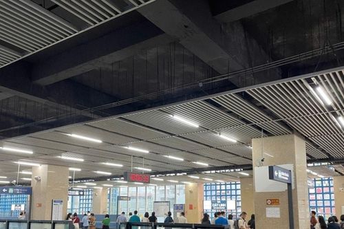 Hà Nội: Đường sắt Cát Linh - Hà Đông lại gặp sự cố dừng đột ngột