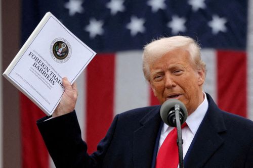 Thuế quan của ông Trump khiến các doanh nghiệp 'bốc hơi' 34 tỷ USD