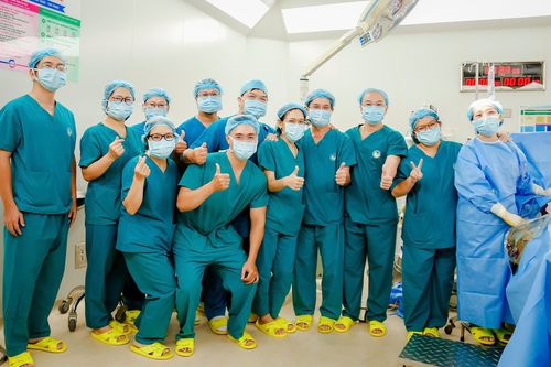 Bộ trưởng Y tế khen Bệnh viện Nhi đồng 1 và Từ Dũ sau ca thông tim khó