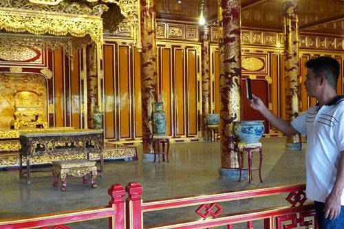 12 thành viên Hội đồng đánh giá để phục chế Ngai vua triều Nguyễn là ai?