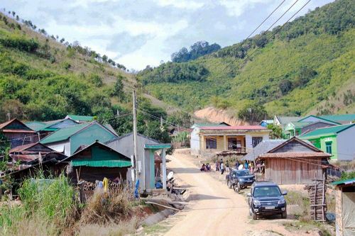 Kon Tum: Vì sao người dân Đăk Nhoong chưa đồng thuận giao đất cho dự án thủy điện Đăk Pru 3?
