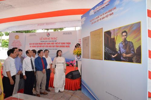 Khai mạc Trưng bày chuyên đề 100 năm báo chí cách mạng Việt Nam