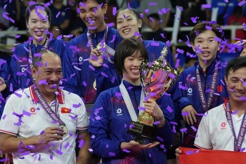 Tin nóng thể thao sáng 30/5: Thầy trò HLV Tuấn Kiệt nhận tin cực vui trước AVC Nations Cup, cơ hội dự VNL mở ra