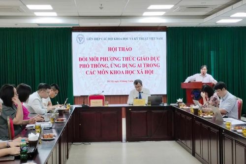 Đổi mới phương thức giáo dục phổ thông, ứng dụng AI trong môn khoa học xã hội
